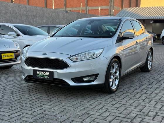 FORD FOCUS 2.0 SE 16V FLEX 4P POWERSHIFT